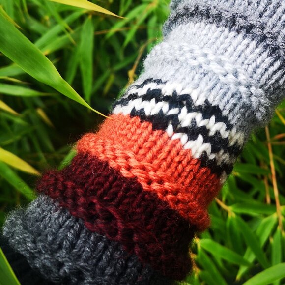 Multicolor Striped Knit Fingerless Gloves Mittens ArmWarmerHandmade in C… - Picture 3 of 10